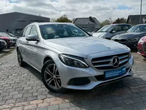 Mercedes-Benz C 180 C T-Modell  1,6  CGI Automatik *AHK*LED*