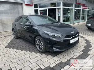 Kia Ceed / cee'd 1.5T 140 DCT7 Platinum Panoramaglasdach Bild 2