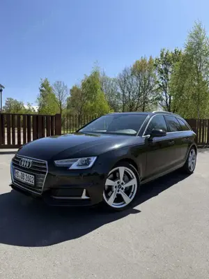 Audi A4 45 TFSI sport
