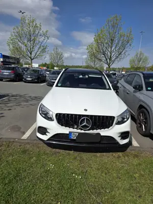 Mercedes-Benz GLC 220 d 4Matic 9G-TRONIC Bild 2