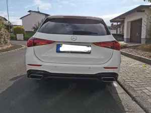 Mercedes-Benz C 220 d T 9G-TRONIC AMG Line Bild 4