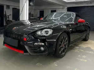 Fiat 124 Spider Abarth 124 Spider 1.4 MultiAir Turbo Bild 2