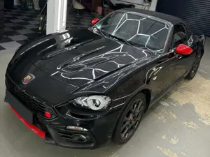 Fiat 124 Spider Abarth 124 Spider 1.4 MultiAir Turbo Bild 3