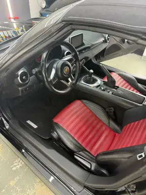 Fiat 124 Spider Abarth 124 Spider 1.4 MultiAir Turbo Bild 5