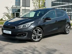 Kia Ceed / cee'd /Ceed,Platinum Edition,Automatik,Voll,Pano