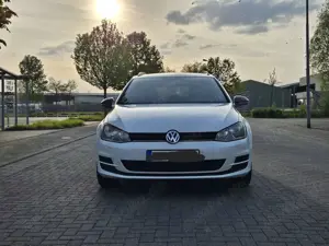Volkswagen Golf Variant Trendline BMT, ZAHNRIEMEN UND TÜV NEU Bild 2