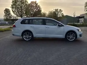 Volkswagen Golf Variant Trendline BMT, ZAHNRIEMEN UND TÜV NEU Bild 4
