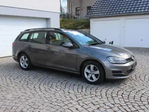 Volkswagen Golf Variant Golf Variant 1.6 TDI BlueMotion Technology DSG Comfortline