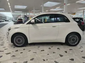 Fiat 500e - 42kWh -Android-Auto - Leichtmetallräder Bild 4