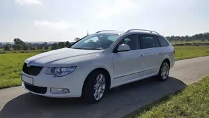Skoda Superb Combi 2.0 TDI DSG Elegance