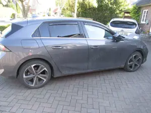 Opel Astra Bild 2