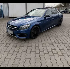 Mercedes-Benz C 250 9G-TRONIC AMG Line Scheckheftgepflegt