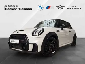 MINI Cooper S Hatch JCW Trim/ Parking Ass/ Driving Ass/ CarPlay