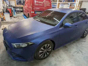 Mercedes-Benz A 200 A 200 7G-DCT AMG Line, Voll foliert, AHK