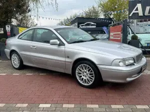 Volvo C70 2.4T Coupe 193PS*Klima*Szhz*Alcantara*Temp