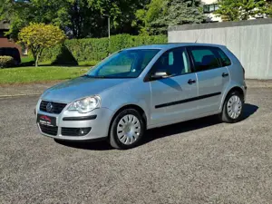 Volkswagen Polo IV Tour Edition 1.2 * Tüv Neu* wenig km*