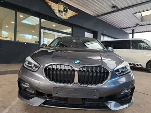 BMW 118 d Automatik Sport Line/M Sport Head-Up/17" Bild 5