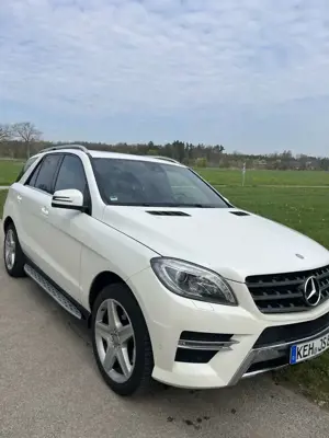 Mercedes-Benz ML 350 BlueTEC 4MATIC 7G-TRONIC