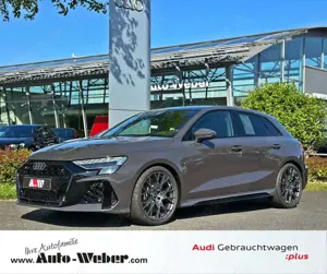 Audi RS3 SPORTBACK GRAUSCHWARZ SCHALE 280KMH MATRIX