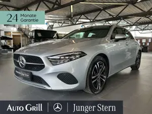 Mercedes-Benz A 200 Avandced Kamera Distronic VolldigiDisplay Bild 1