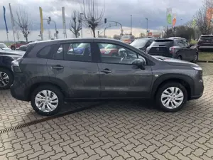 Suzuki S-Cross 1.4 Comfort Automatik Bild 2