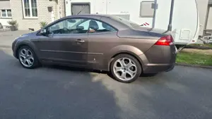Ford Focus CC Focus Coupe-Cabriolet 2.0 16V Aut. Titanium