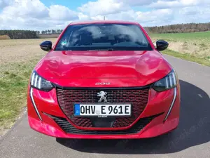 Peugeot e-208 208 Elektromotor 136 GT Bild 3