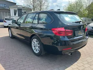 BMW 318 i Touring Advantage *AHK*SHZ*Klimaauto*8-Fach Bild 5