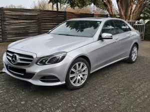 Mercedes-Benz E 220 CDI 7G-TRONIC Avantgarde
