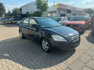 Kia Ceed / cee'd 1.6 CRDi 90PS EX*KLIMA*1.HAND*MULTI