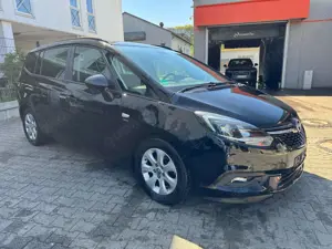 Opel Zafira Bild 2