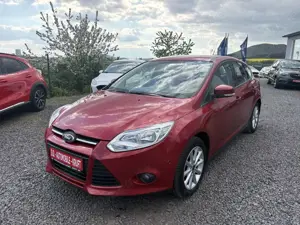 Ford Focus Trend-KLIMA-NUR 122650KM-TÜV NEU Bild 3