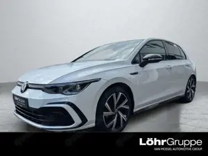 Volkswagen Golf 1,5 l eTSI R-Line DSG AHK