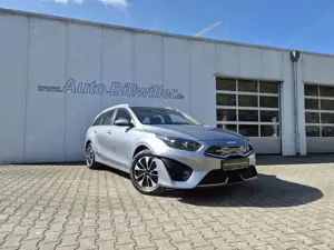 Kia Ceed / cee'd Ceed Sportswagon 1.6 Hybrid PHEV (141 PS) DCT6 Vis Bild 2