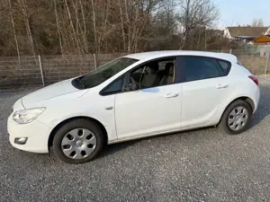Opel Astra Design Edition