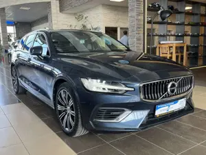 Volvo V60 Inscription*PlugIn*AWD*SHZ*LED*AHK*ACC*R.Cam