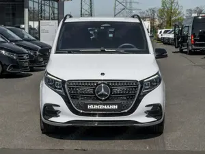 Mercedes-Benz V 300 d 4MATIC AVANTGARDE Lang AMG Distronic Bild 2