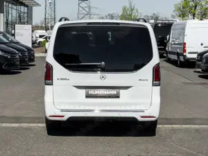 Mercedes-Benz V 300 d 4MATIC AVANTGARDE Lang AMG Distronic Bild 4
