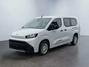 Toyota Proace City Verso 1,2 L2 Business 7 Sitzer Klima Einparkhil...