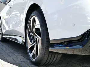 Volkswagen ID.7 UPE br. 71.145,- Tourer Pro 210 kW / 286 PS Bild 5