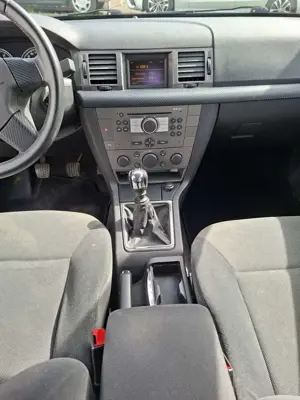 Opel Vectra Bild 3