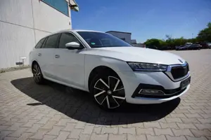Skoda Octavia Style 1.5TSI AHK Navi Kamera LED 18*