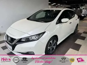 Nissan Leaf N-Connecta 40kw/h LED Winter 8-fach bereift Klima