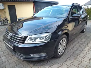 Volkswagen Passat Variant Passat 2,0TDi Var. Trendl. BlueM.-Navi-Xenon-RFK