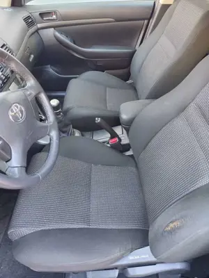 Toyota Avensis Bild 4