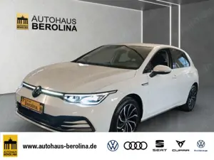 Volkswagen Golf VIII 1.5 eTSI Style DSG *ACC*R-CAM*NAV*SHZ*