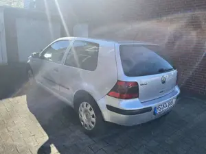 Volkswagen Golf 1.6 Automatik Comfortline