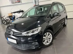 Volkswagen Touran 2.0 TDi Automatik **Navi*AHK*ACC*SHZ**
