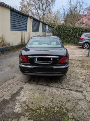 Jaguar X-Type 2.0 Diesel Bild 2