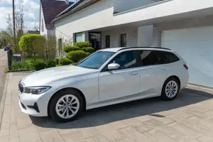 BMW 318 318d Touring Aut. Advantage